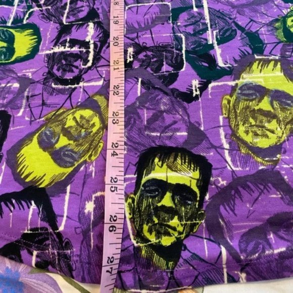 LULAROE Frankenstein quarter length sleeve size small - Picture 2 of 9